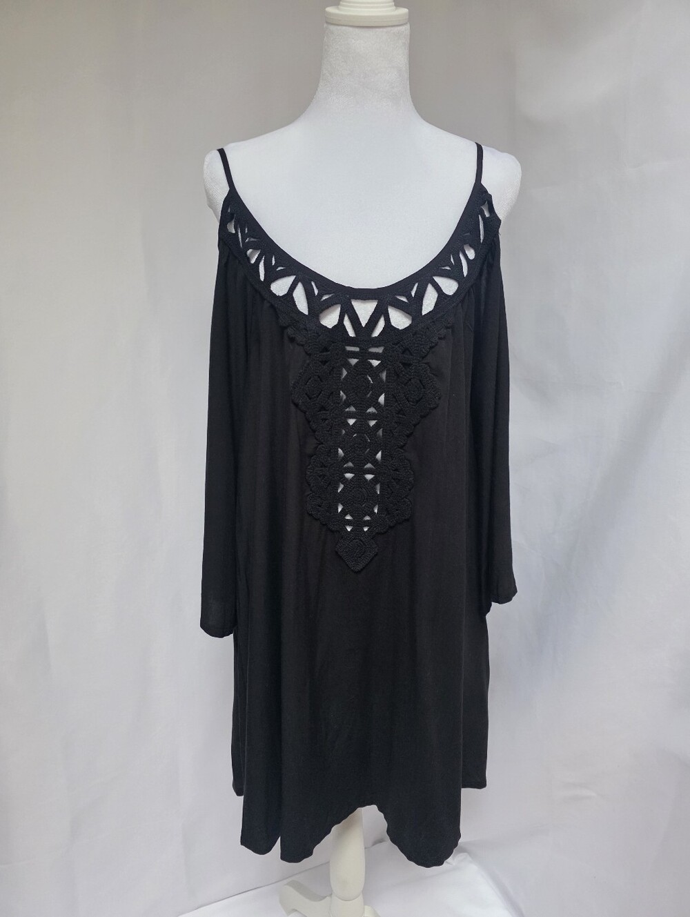 Solitaire Swim Black Crochet Detail Boho Tunic Cover Up Size M